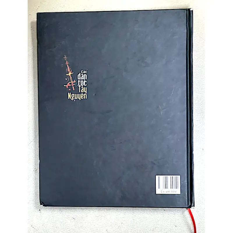 CÁC DÂN TỘC TÂY NGUYÊN - SÁCH ẢNH CHẤT LƯỢNG CAO 1029697