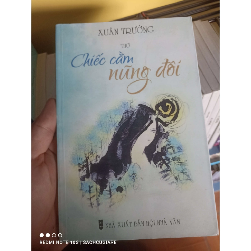 Chiếc cằm nũng đôi - Xuân Trường VAVO-K1D1 979107