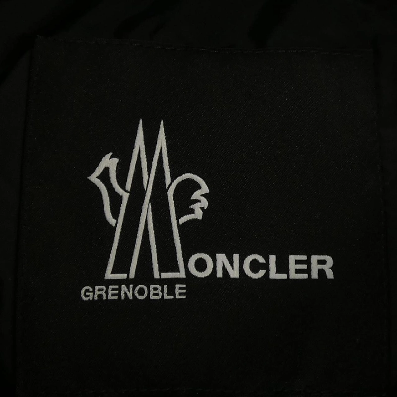 MONCLER GRENOBLE TUX Áo khoác lông - Hàng hiệu Chính hãng 895043