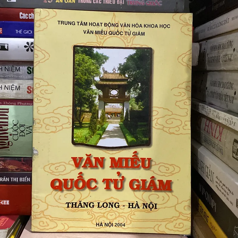 VĂN MIẾU QUỐC TỬ GIÁM (XB 2004) 501201