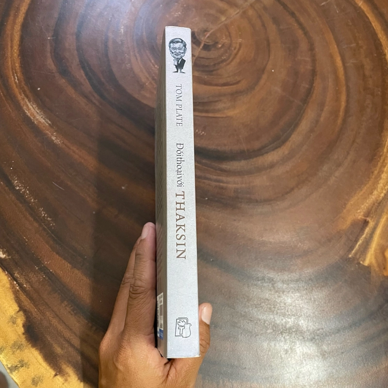 II Tựa sách: Đối Thoại Với THAKSIN - TOM PLATE - 2016 444489