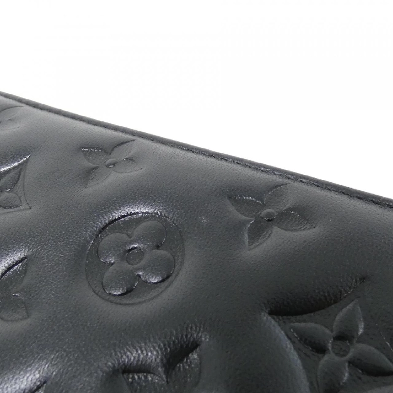 Ví Zippy Coussin Louis Vuitton M81510 620600