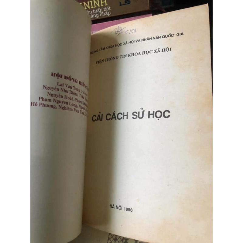 Sách Cải cách sử học Nhóm thực hiện chuyên đề: Nghiêm Văn Thái chủ biên 306636