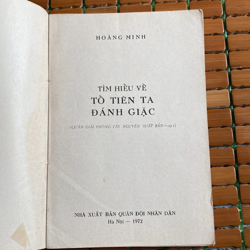 TÌM HIỂU TỔ TIÊN TA ĐÁNH GIẶC (XB 1972) 507348