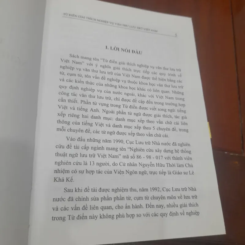 Từ điển GIẢI THÍCH NGHIỆP VỤ VĂN THƯ LƯU TRỮ VIỆT NAM 1022067