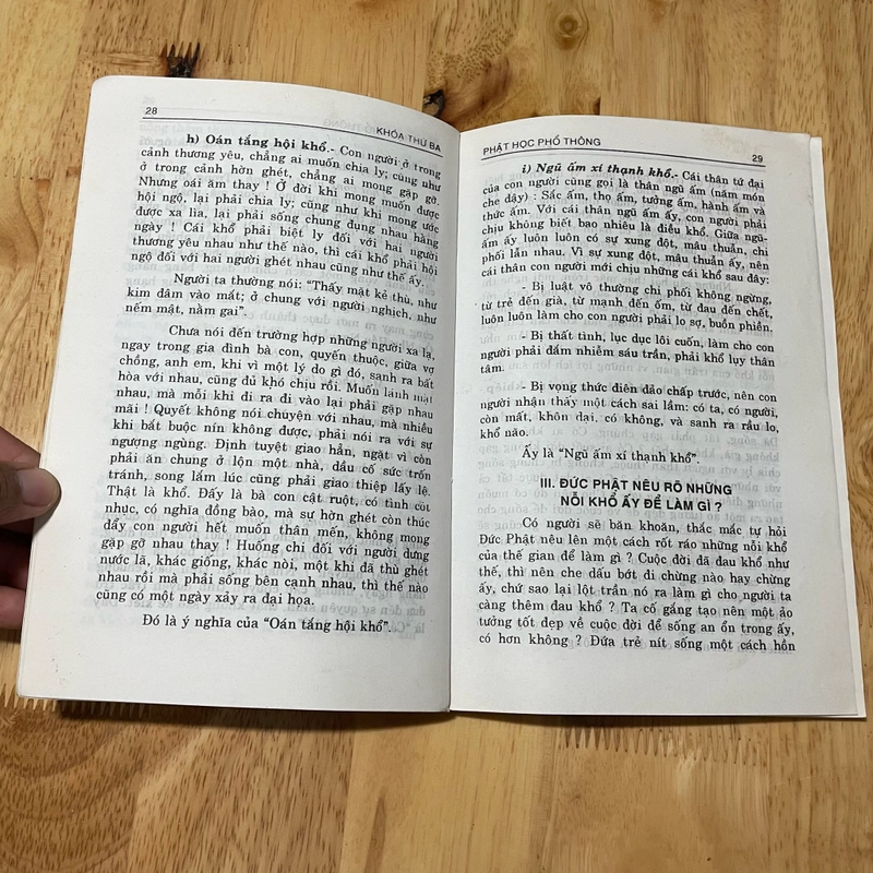 II Tựa sách: Phật Học Phổ Thông (Khoá 3) - HT. Thích Thiện Hoa - PL. 2538. 1994 474083