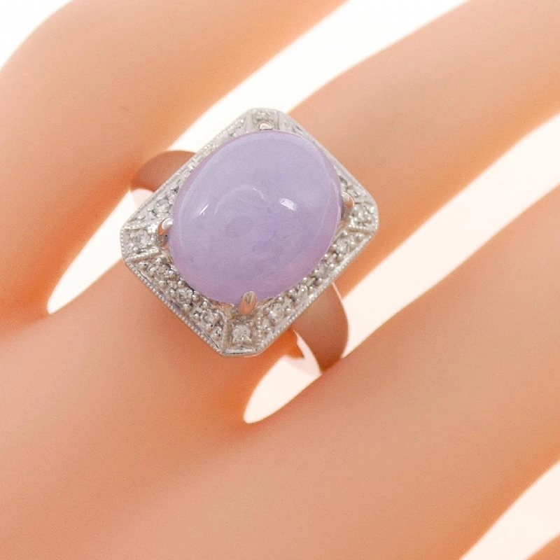 Nhẫn Ngọc Bích Oải Hương K18WG 7.90CT - Hàng hiệu Chính Hãng 851859