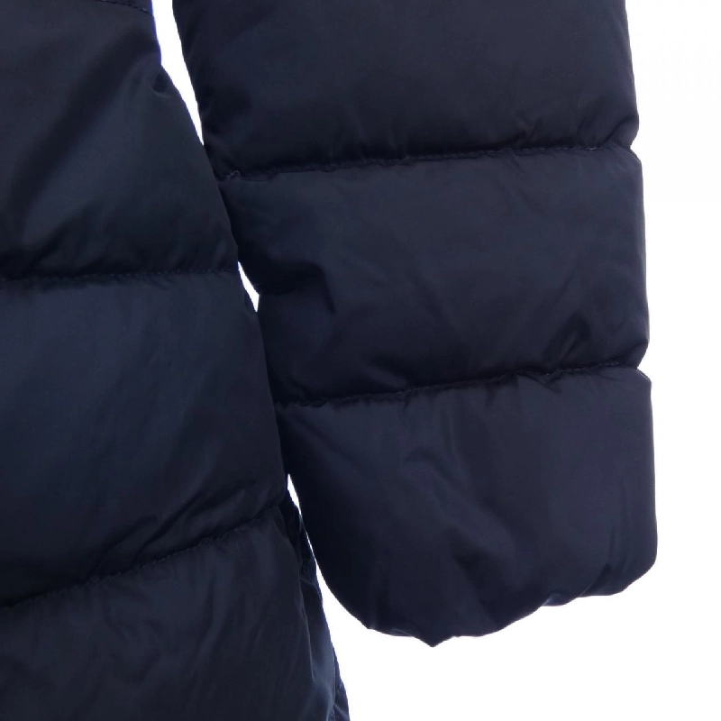 Áo khoác lông vũ MONCLER 642168