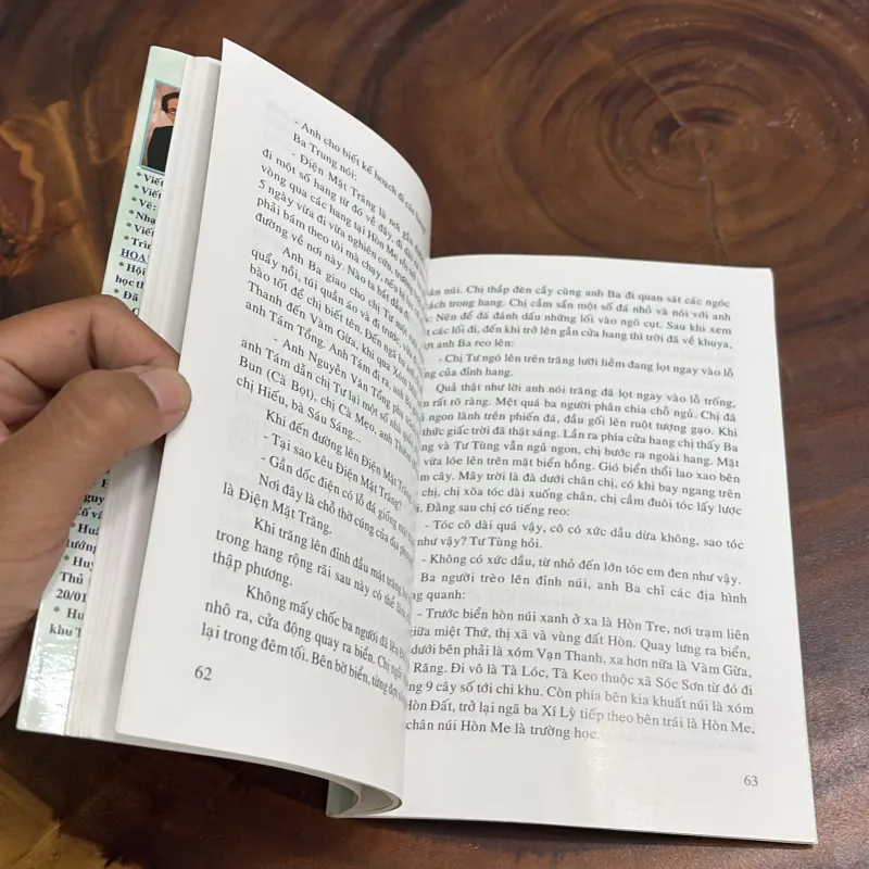 II Sách Lịch Sử: Truyền Thống Phan Thị Ràng, Người Con Gái Hòn Đất - 2012 1000935