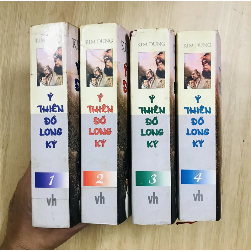 Ỷ THIÊN ĐỒ LONG KÝ - Kim Dung 710630