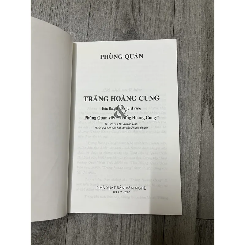 Trăng hoàng cung- Phùng Quán. 6a4 737113