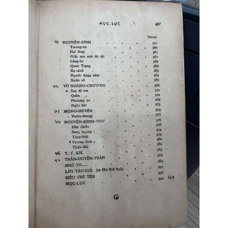 THI NHÂN VIỆT NAM - HOÀI THANH VÀ HOÀI CHÂN 597987