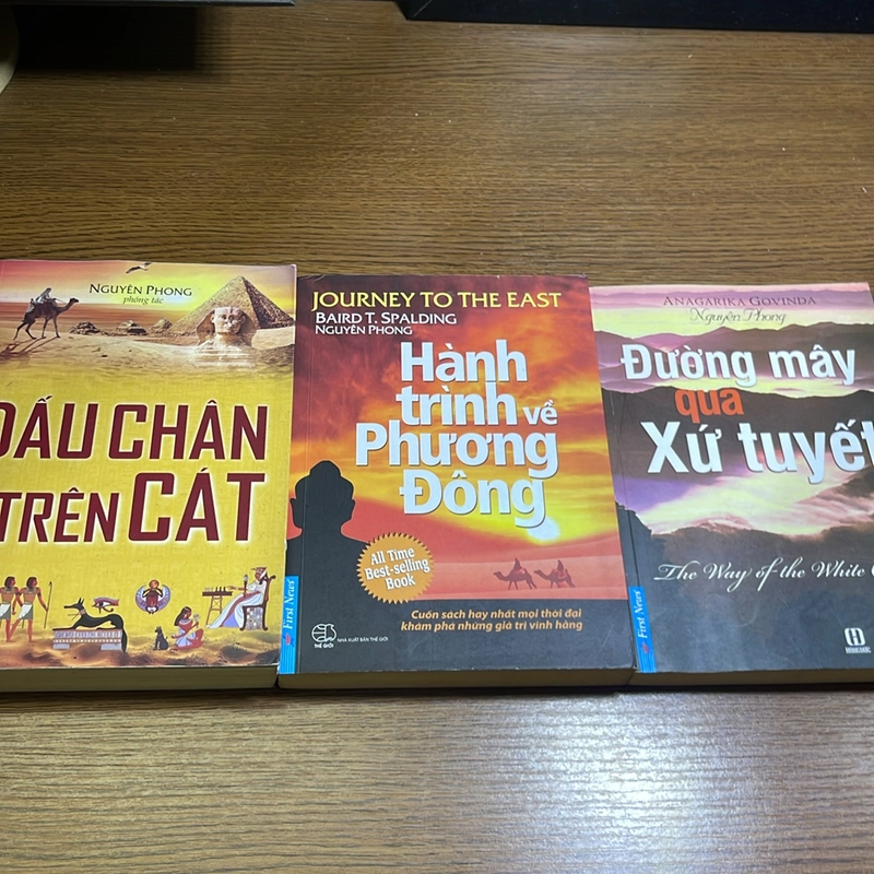 Dấu chân trên cát, hành trình về phương đông, đường xây qua xứ tuyết Nguyên Phong 509001