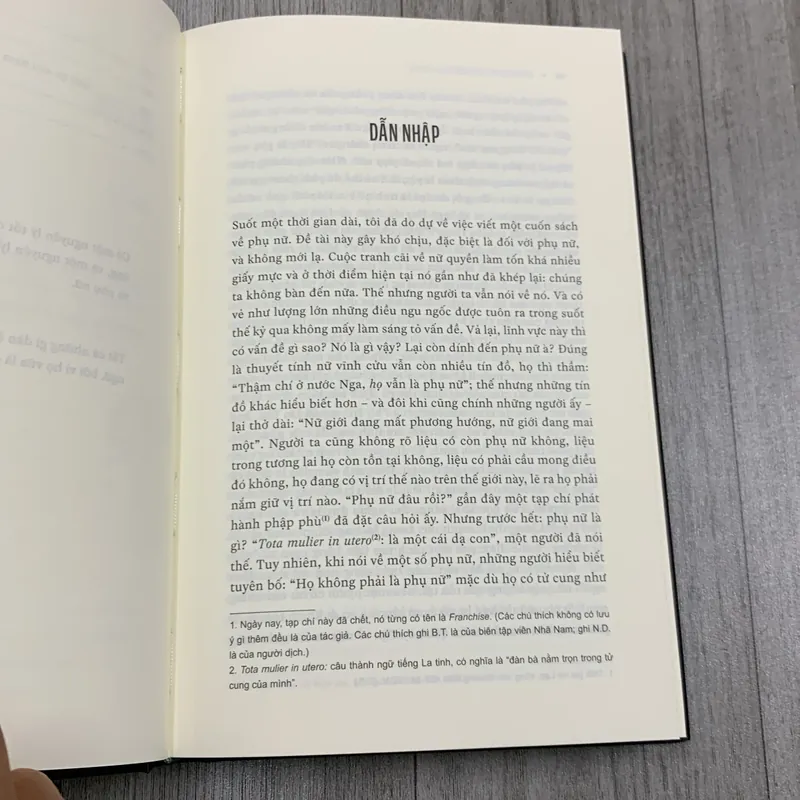 Giới thứ hai - simone de beauvoir. 7a1 732640