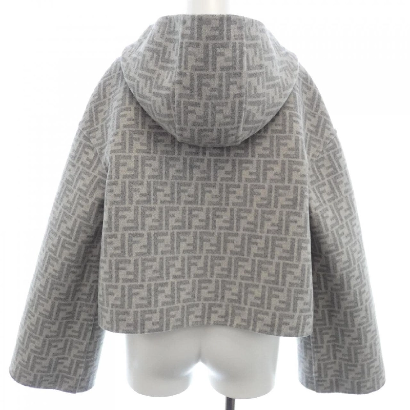 FENDI FF motif FJ6993 A5HD áo khoác 628831