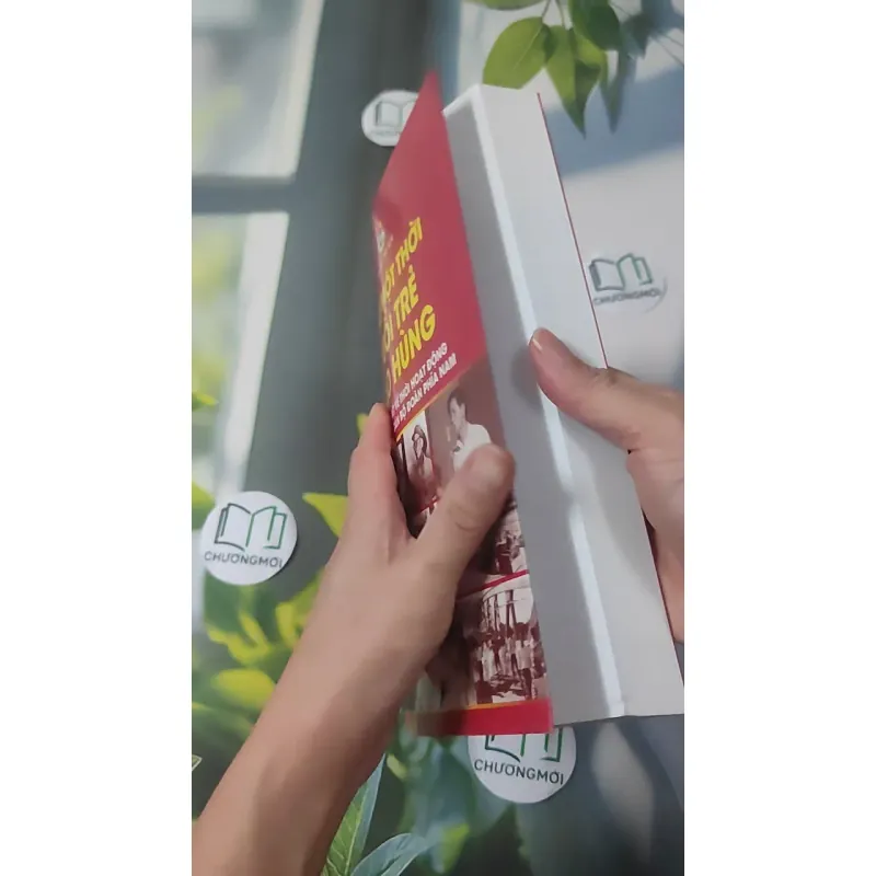 [MIỄN PHÍ BỌC SÁCH] Nhớ Một Thời Tuổi Trẻ Hào Hùng 1018896