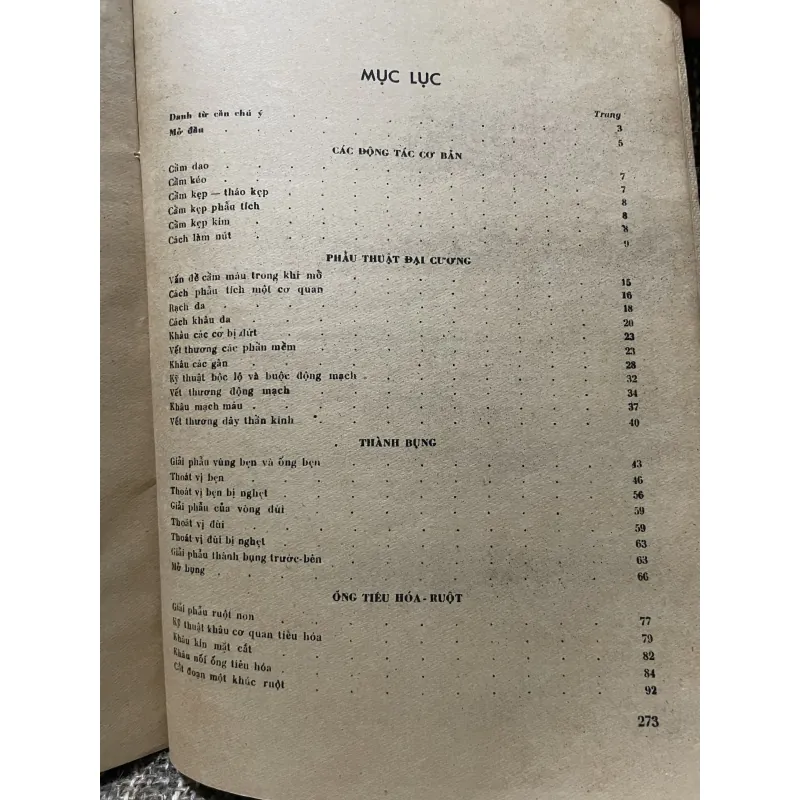 Hoàng đình Cầu; Phẫu thuật học ; gần 300 trang khổ lớn  1009213