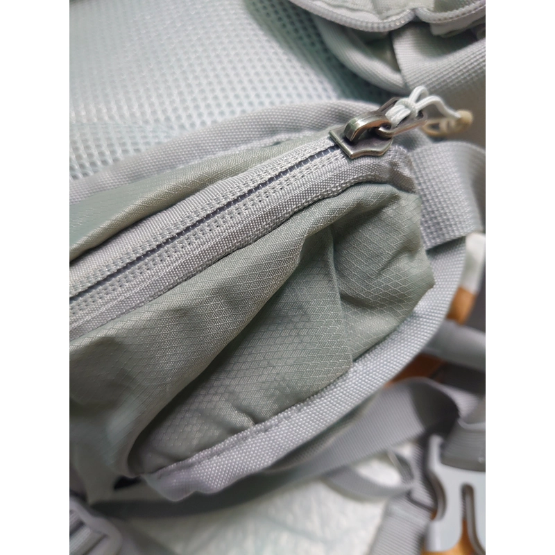 Balo camel 12L màu xám hàng như mới 503705
