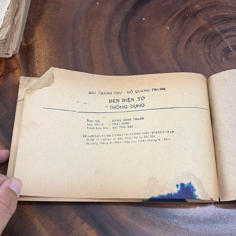 II Sách Kỹ Thuật: Đèn Điện Tử Thông Dụng - Mai Thanh Thụ, Đỗ Quang Trung - 1983 996957