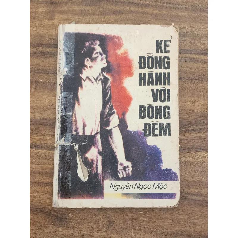 Chuyện vụ án: KẺ ĐỒNG HÀNH VỚI BÓNG ĐÊM (Nguyễn Ngọc Mộc) 707414