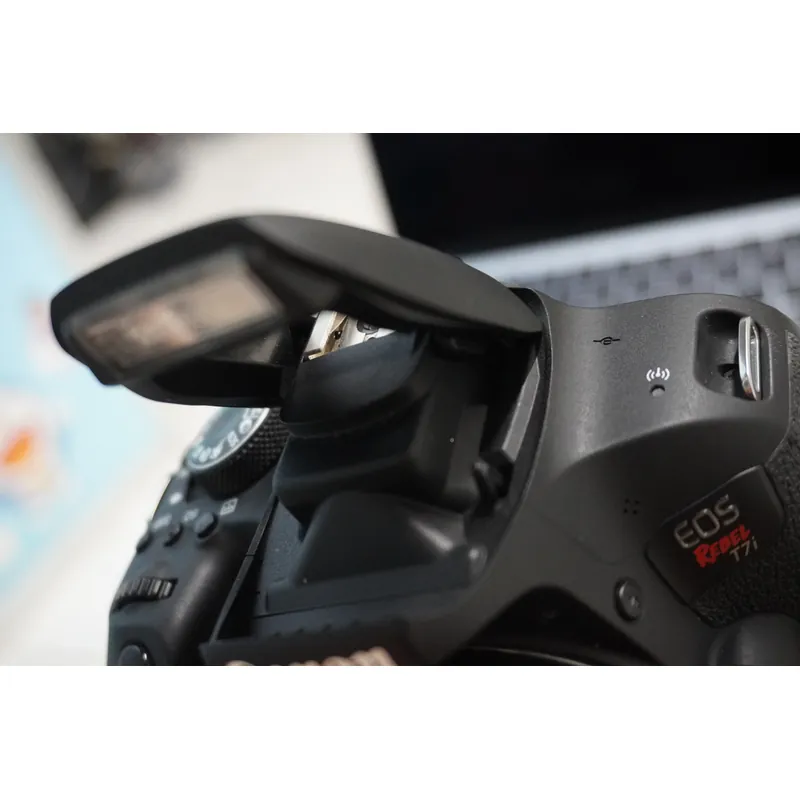 Cần bán nhanh Camon Rebelt7i/800d+Kit 18-55stm mới 99% 697460