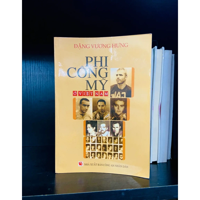 (Sách cũ SCGR) Phi công Mỹ ở Việt Nam - Đặng Vương Hưng - Lịch sử VAVOX-32 Blogmeo090426 1015000