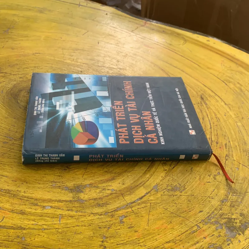 PHÁT TRIỂN DỊCH VỤ TÀI CHÍNH CÁ NHÂN - ĐINH THỊ THANH VÂN - LÊ TRUNG THÀNH 956919