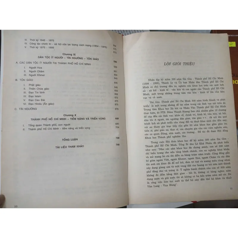 SÀI GÒN - THÀNH PHỐ HỒ CHÍ MINH 300 NĂM HÌNH THÀNH VÀ PHÁT TRIỂN 1698 - 1988 699274