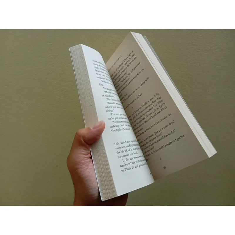 The tattooist of Auschwitz, sách ngoại văn tiếng Anh english book  731799