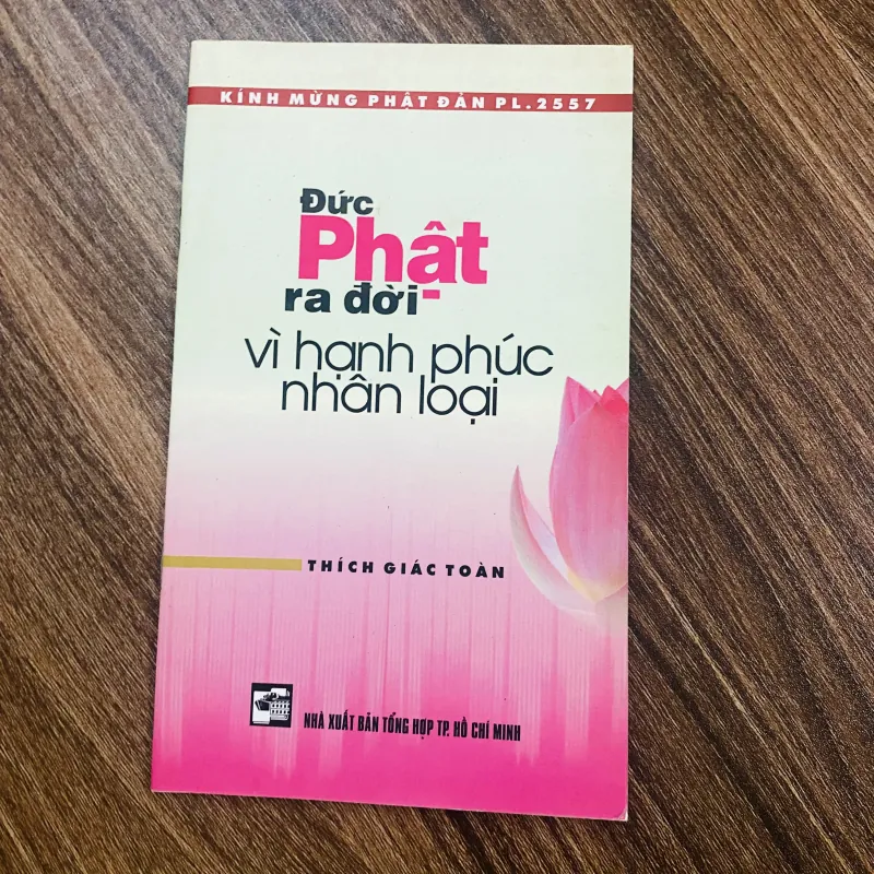 Đức Phật ra đời vì hạnh phúc nhân loại 991295