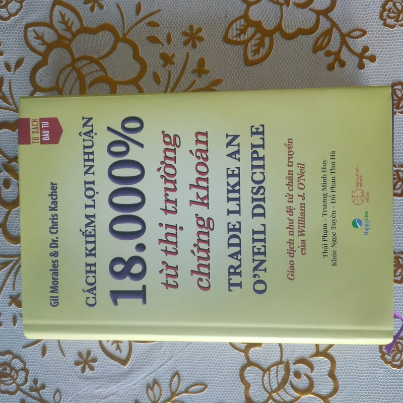 Sách Cách kiếm lợi nhuận 18.000% từ thị trường chứng khoán - Còn mới 219730