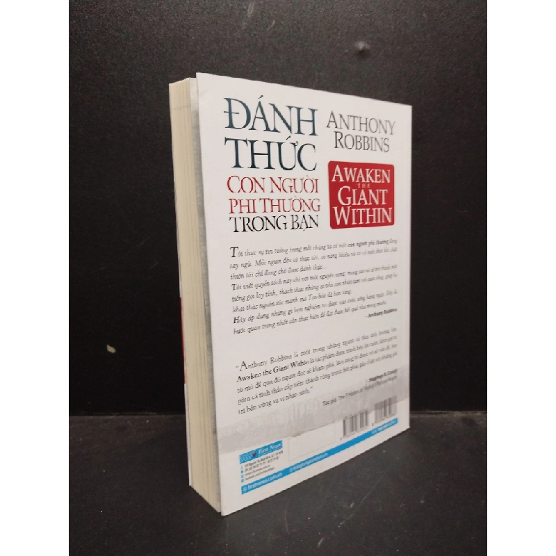 Đánh thức con người phi thường trong bạn Anthony Robbins 2023 mới 85% bẩn nhẹ HCM2503 kỹ năng 340211
