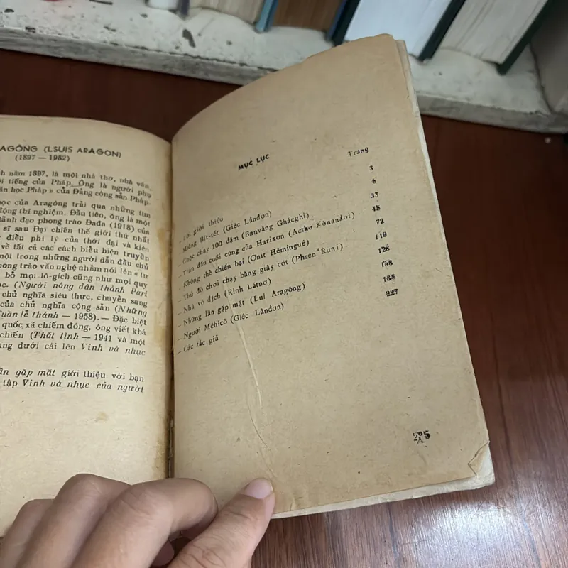 II Sách Xưa: Miếng Bít Tết - Nhiều Tác Giả - 1983 605961