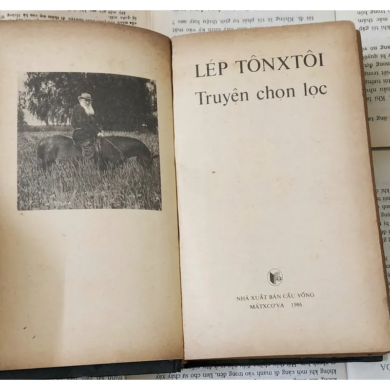 Lev Tolstoy - Truyện chọn lọc 703930