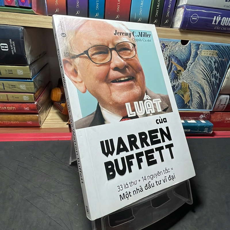 Luật của Warren Buffett Jeremy C. Miller 302930