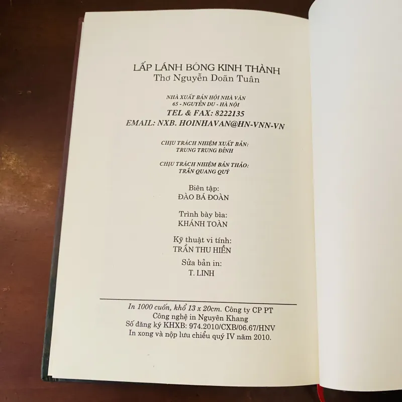 Lấp lánh bóng kinh thành  975905