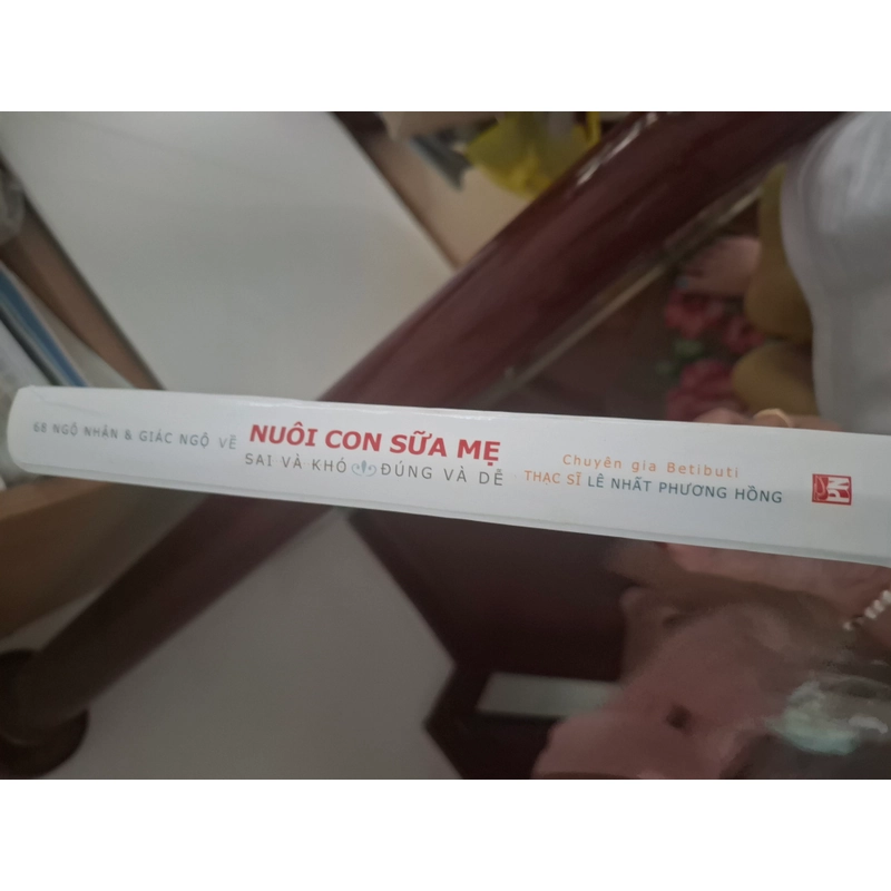 Sách Nuôi con sữa mẹ Lê Nhất Phương Hồng còn mới 99% 502725