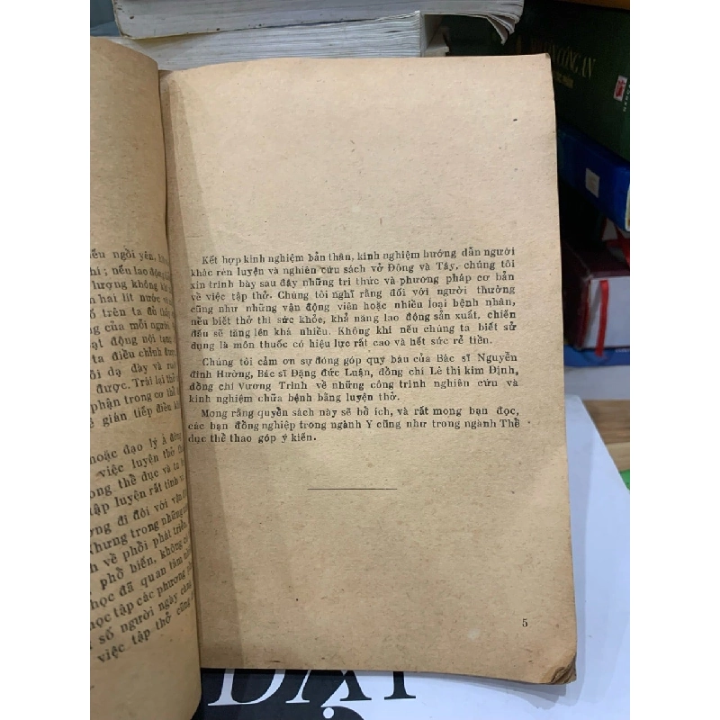 Thơ Đúng Thơ Tốt - Nguyễn Khắc Viện, Vũ Quang Tiệp 779526