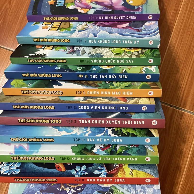 Truyện tranh Bộ 12 tập Thế giới khủng long 1010737