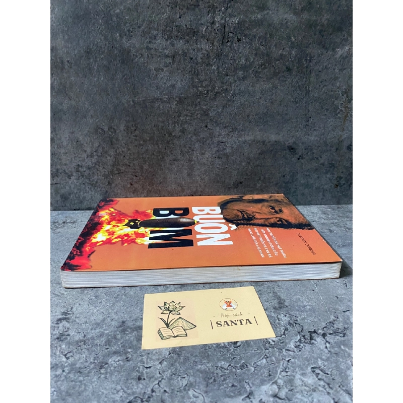 Buôn Bom - Gordon Corera- sách lưu kho chưa qua sd, mới 90% 785549