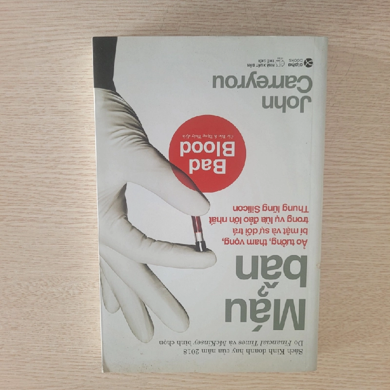 Máu bẩn - John Carreyrou 538563