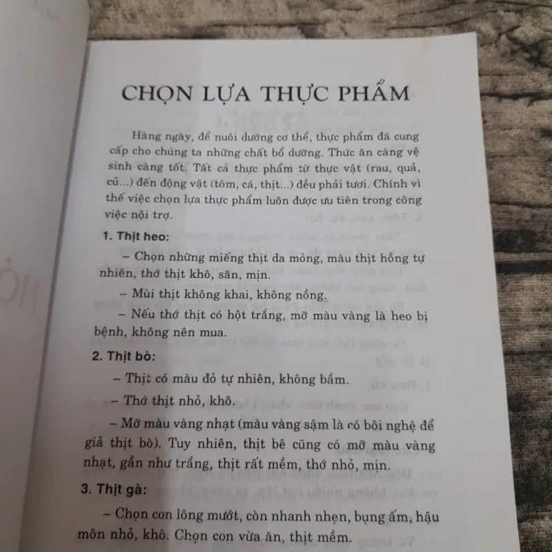 Tác giả Ng Dzoan Cẩm Văn- 99 Món ăn Gia đình. 754941