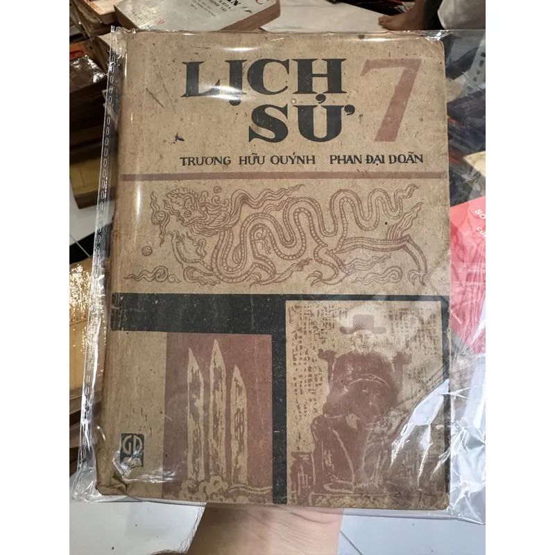 Sách Giáo Khoa Cũ: LỊCH SỬ 7 - Trương Hữu Quýnh (Ấn bản năm 1987 - Kỷ niệm 30 năm NXBGD) 734677