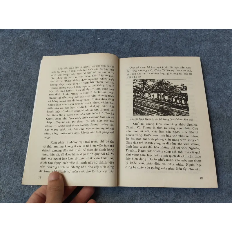 TRUYỀN THỐNG TÔN SƯ TRỌNG ĐẠO 720035