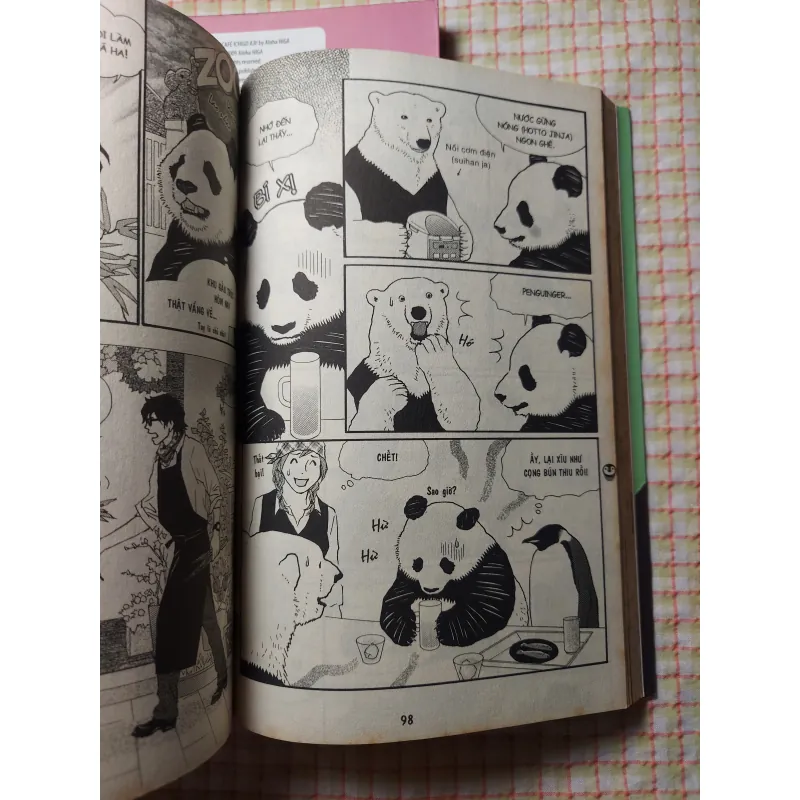 COMBO 4 CUỐN TIỆM CÀ PHÊ GẤU TRẮNG - DÂU TÂY, DƯA LƯỚI, XOÀI.. 719255