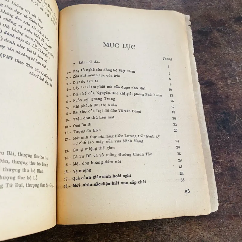 Hương Giang cố sự - Nguyễn Đắc Xuân (1986)  1000207