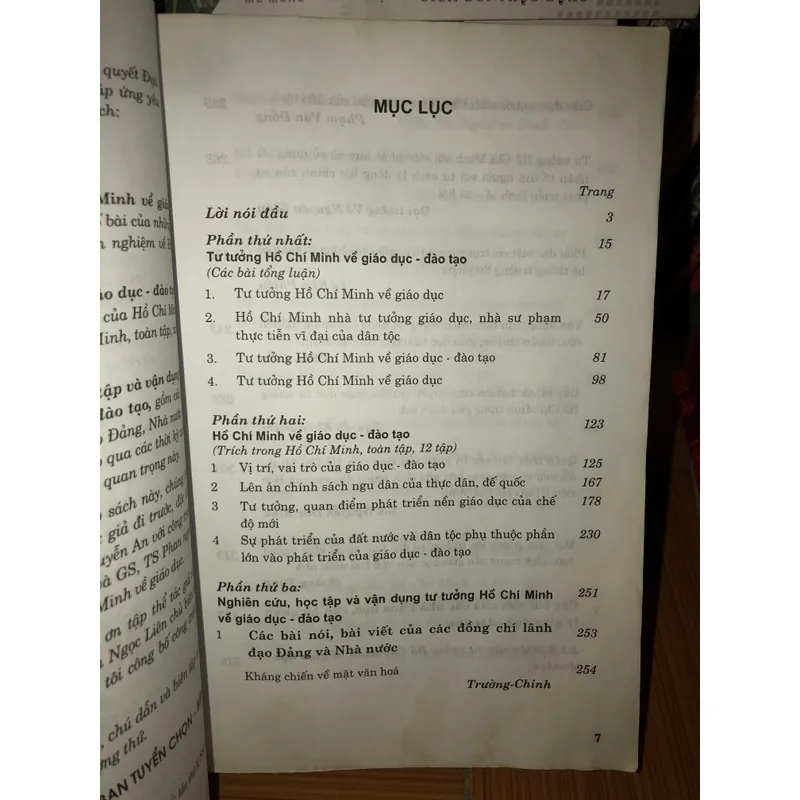 Hồ Chí Minh về giáo dục và đào tạo  721049