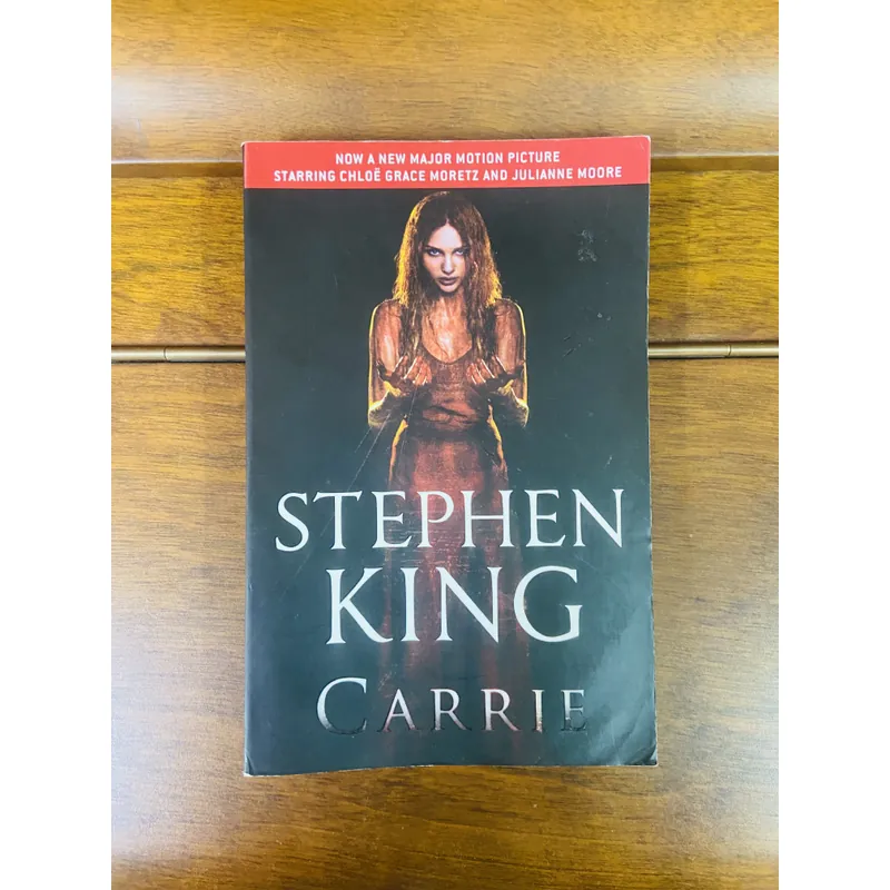 Carrie - Stephen King  732195