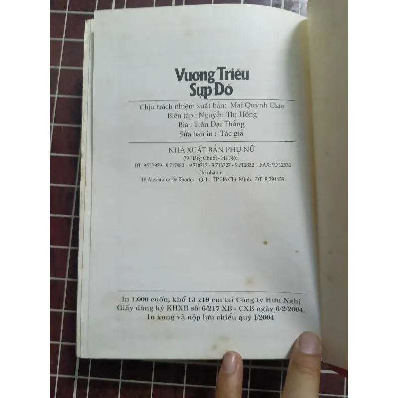 Vương triều sụp đổ & Huyền Trân công chúa & Bão táp cung đình - Hoàng Quốc Hải 731177