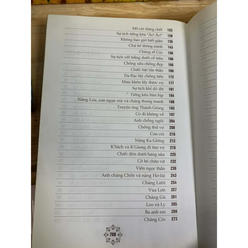 Truyện Cổ Tích Việt Nam - Bìa Cứng Khổ To 927389